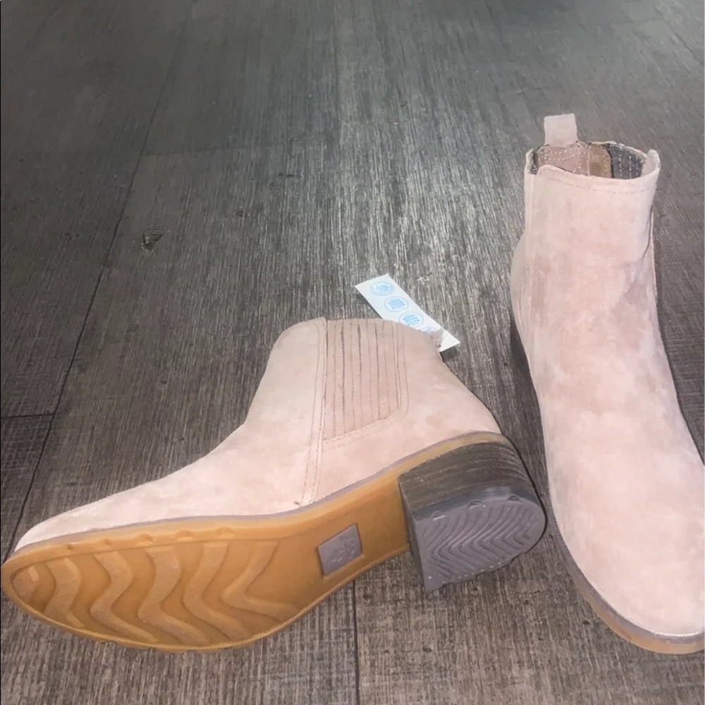 Voyage Boot - Picture 3 of 3